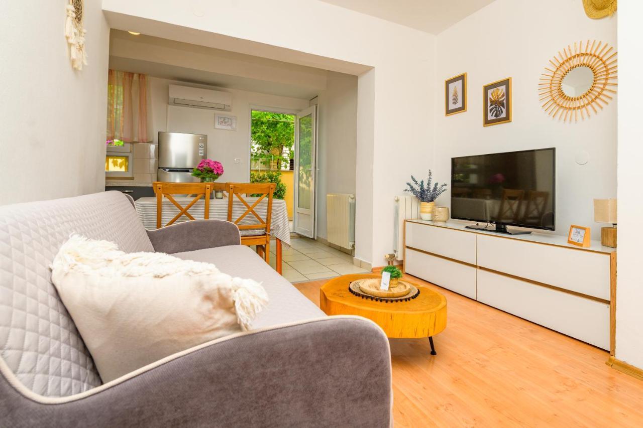 House Rosa Apartment