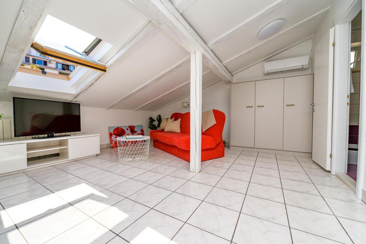 Lägenhet House Rosa *