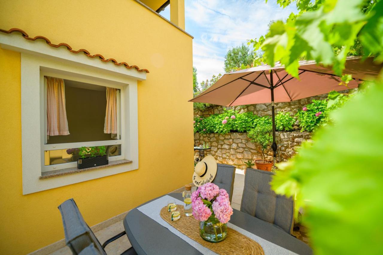 House Rosa Lägenhet Mali Lošinj