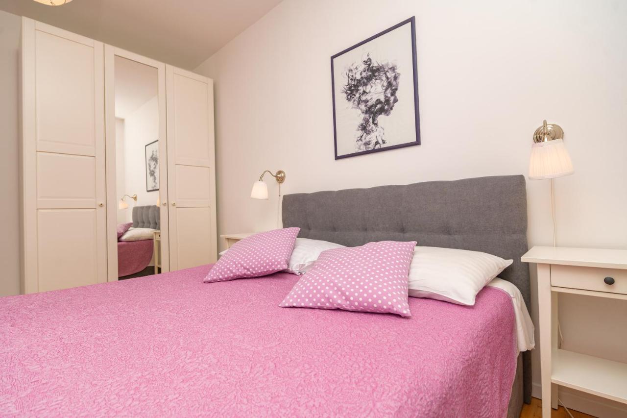 Lägenhet House Rosa
